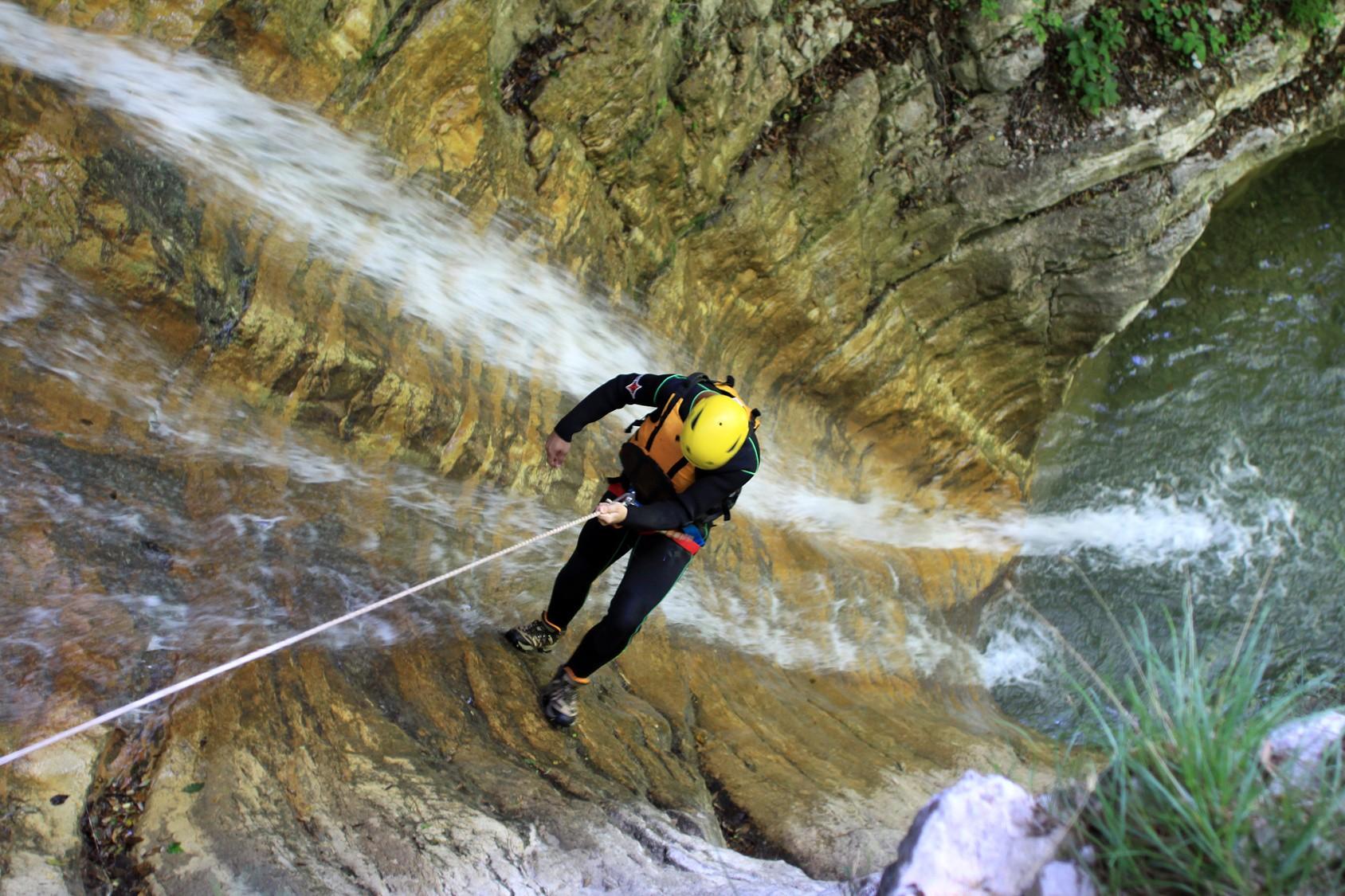 Canyoning-Tour für Fortgeschrittene in Tirol